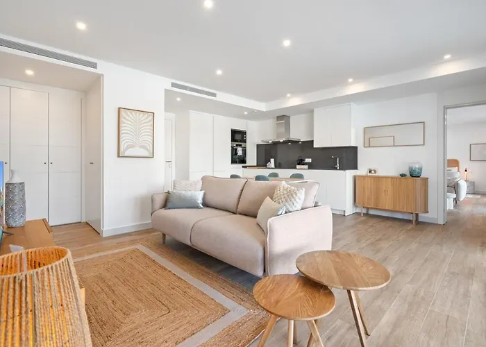 Al4-2006 - - Alcazaba Lagoon Estepona