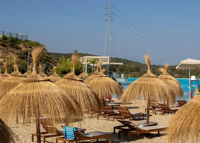 Al4-2006 - - Alcazaba Lagoon Apartment *