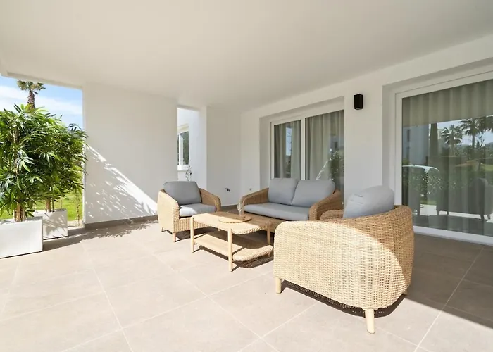 Al4-2006 - - Alcazaba Lagoon * Estepona